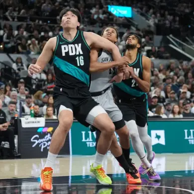 Yang Hansen Defense Impresses Yet Benched